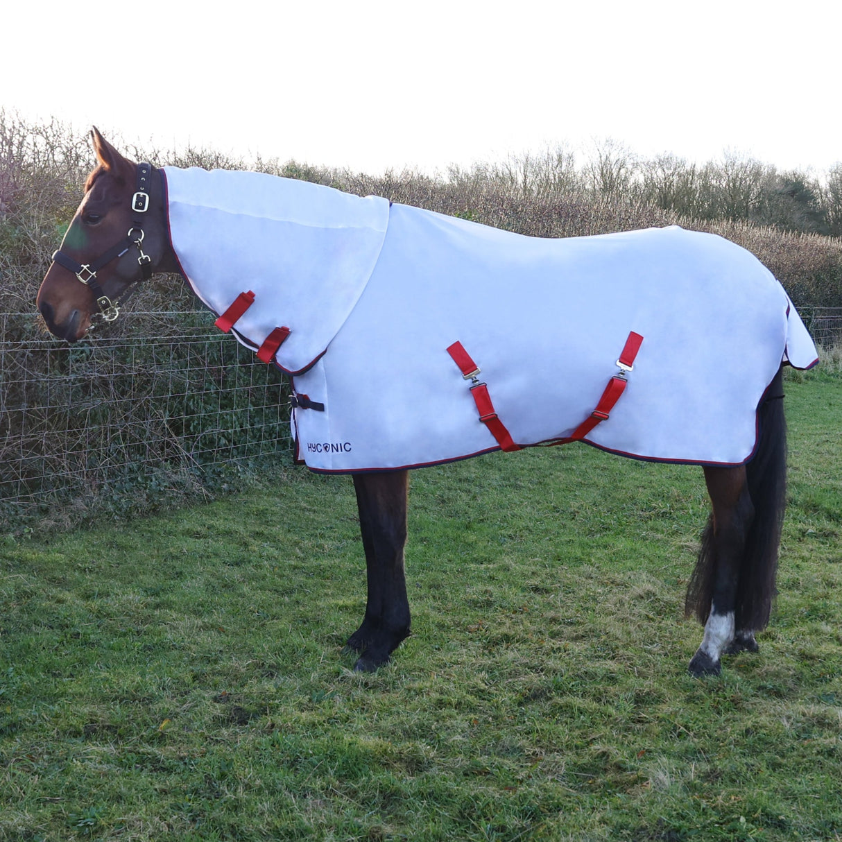 HYCONIC Fly Rug with Detachable Neck