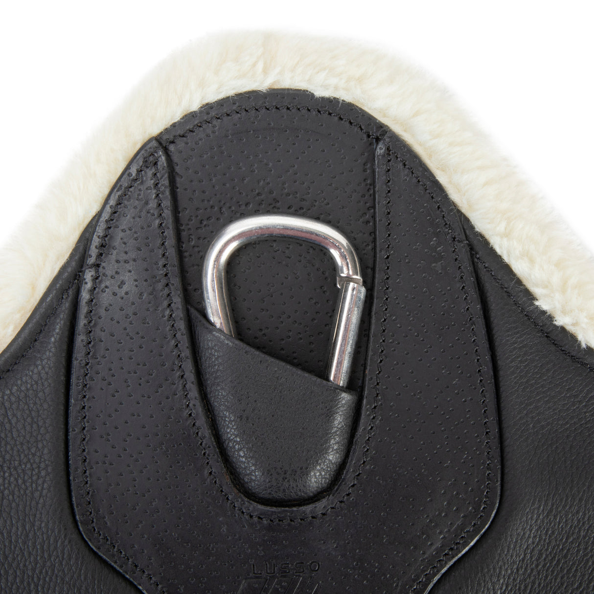 Shires Velociti Lusso Elite Anatomical Girth #colour_black