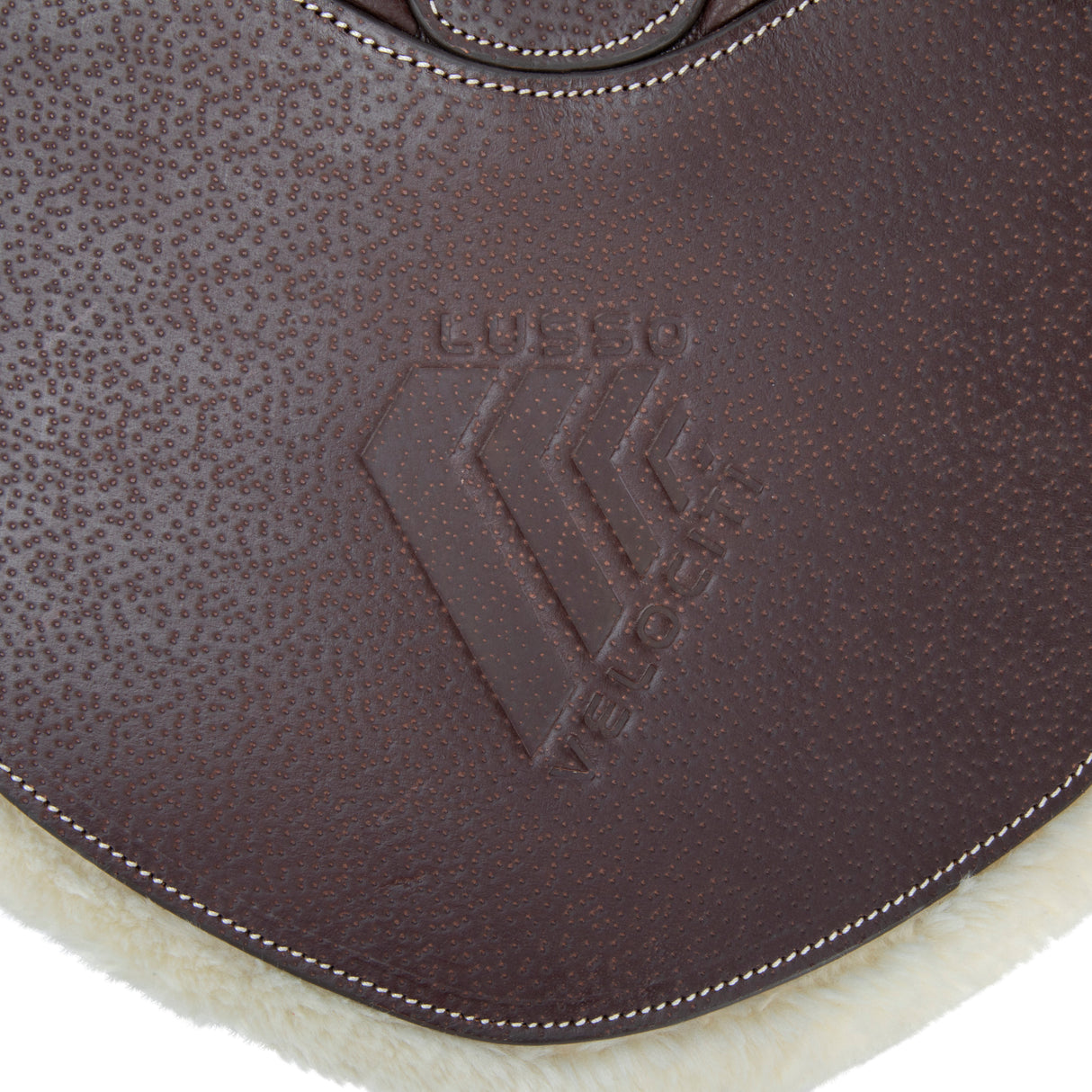 Shires Velociti Lusso Elite Stud Girth #colour_havana