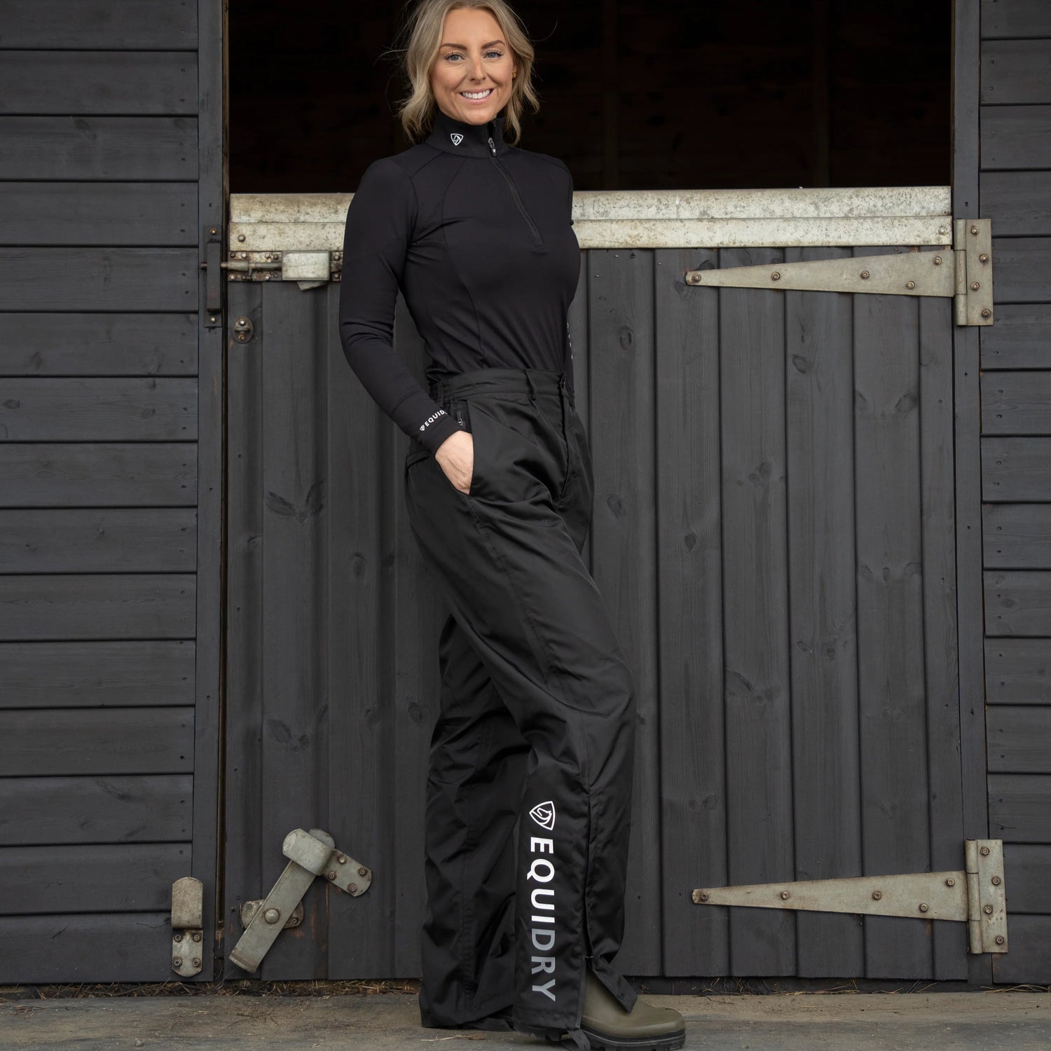 EQUIDRY Women's Lined Waterproof Trousers #colour_black