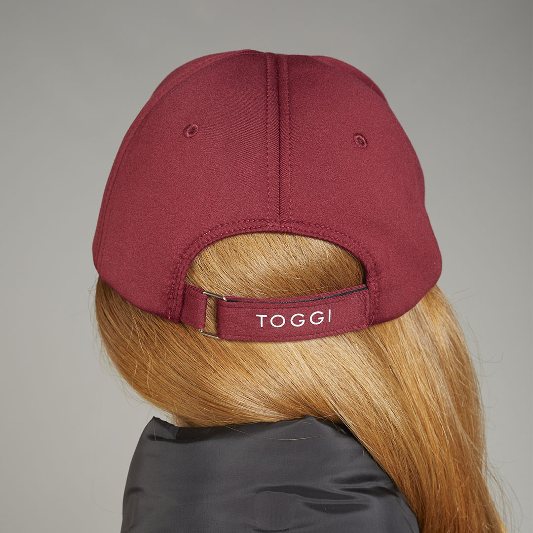 Toggi Berry Shady Baseball Cap #colour_berry