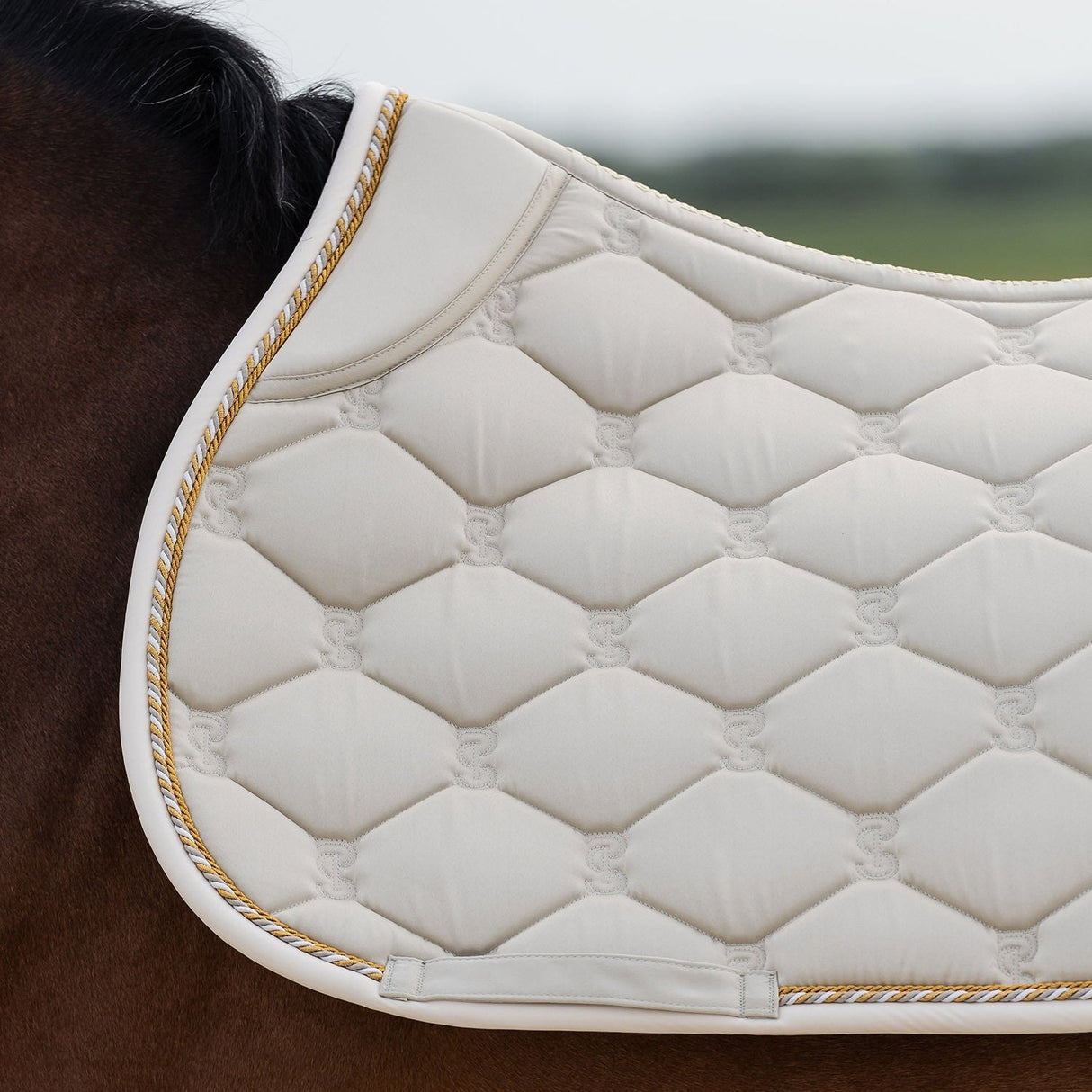 PS of Sweden Jump Signature Saddle Pad #colour_dark-ivory