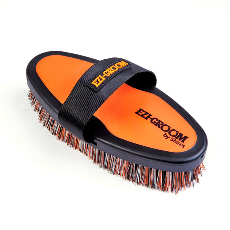 Shires Ezi-Groom Grip Brosse pour le corps