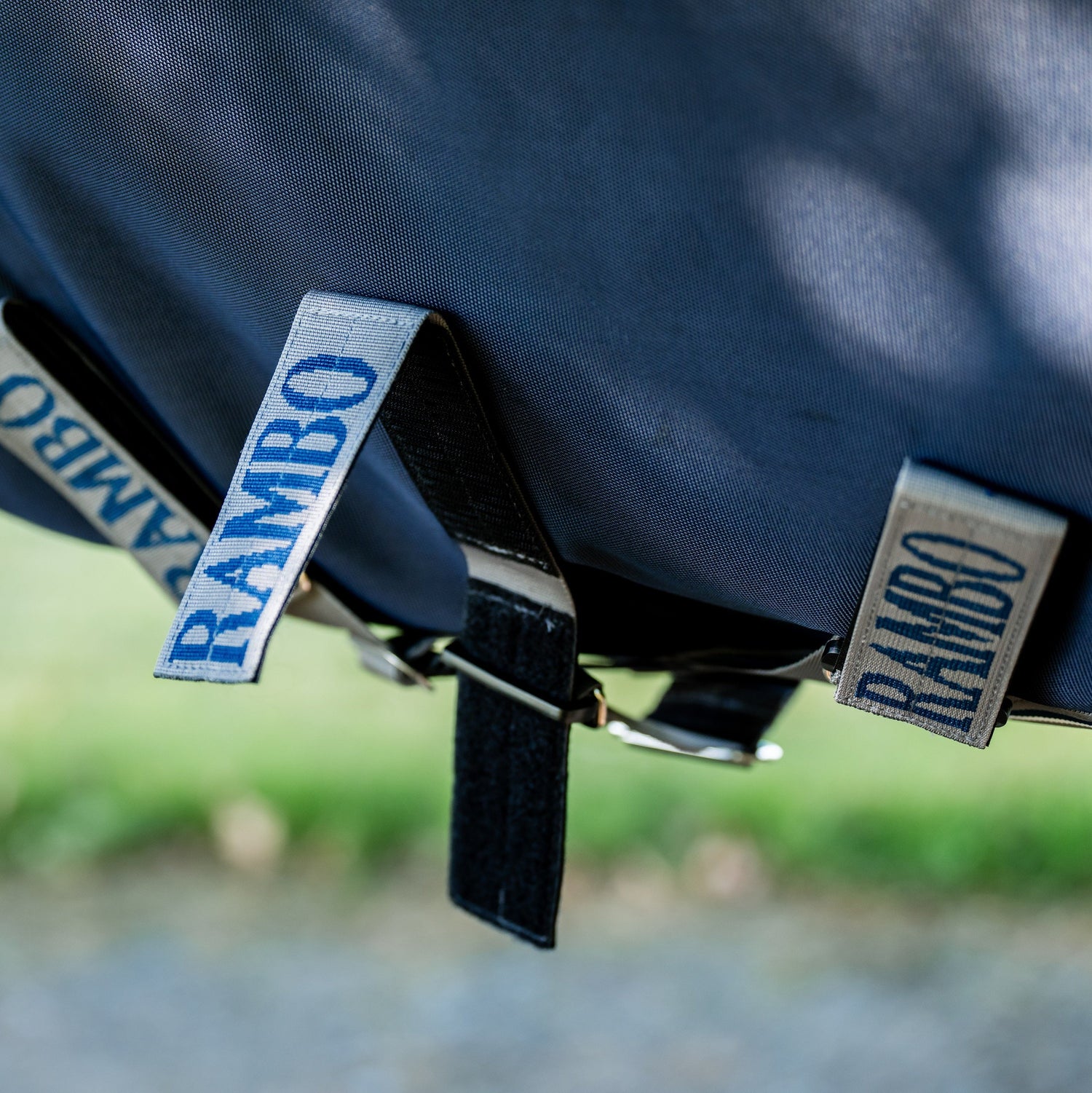 Horseware Ireland Rambo Supreme 1680D Turnout Vari-Layer 450g #colour_navy-thunderstorm-grey-silver