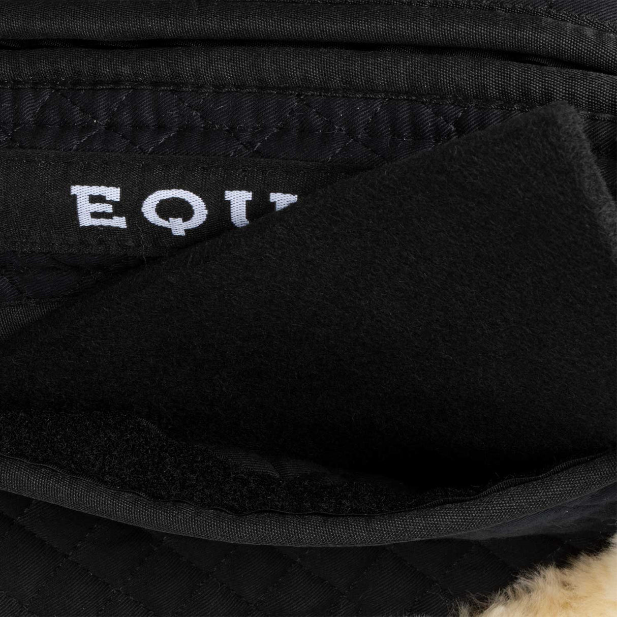 Cotton pad with pockets and sheepskin