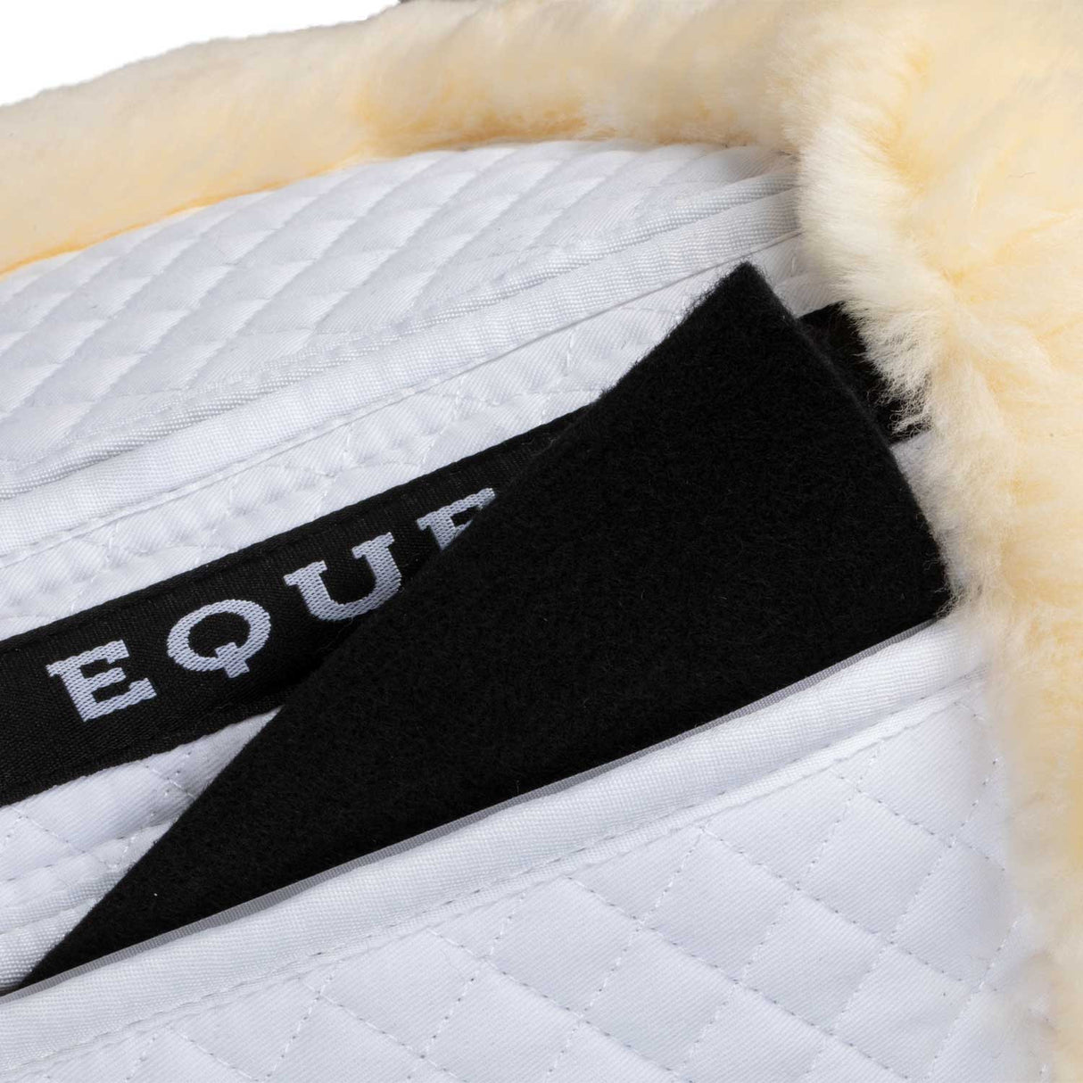 Cotton pad with pockets and sheepskin