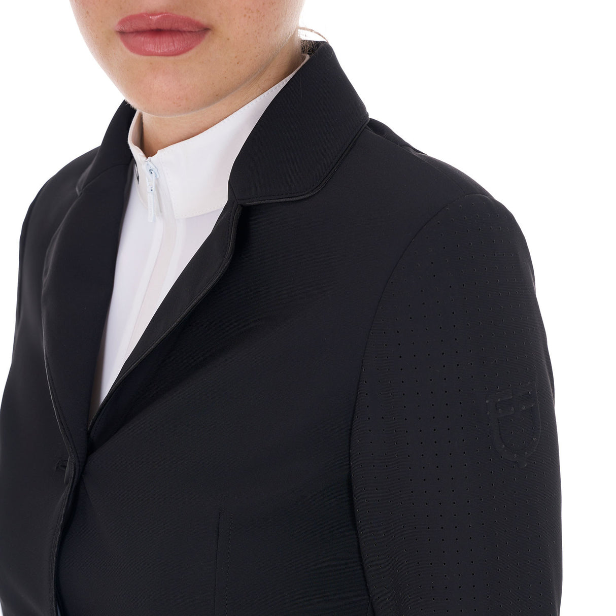 Women's competition jacket three buttons perforated fabric